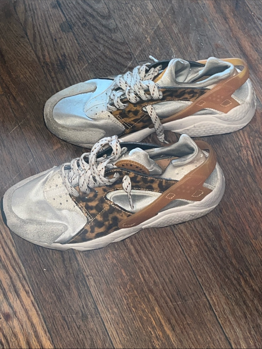Nike Women's Huarache Sneakers - Tan & Yellow Tortoiseshell